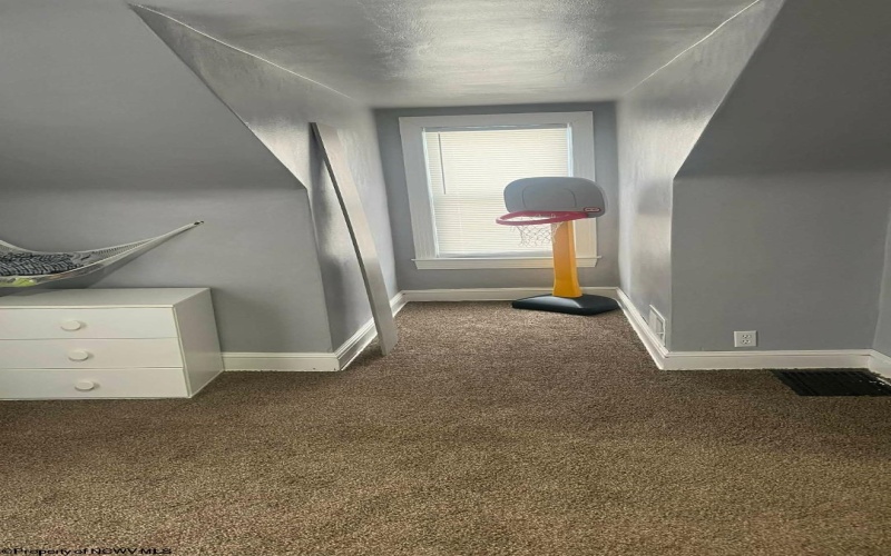 395 Norris Ridge Road, Philippi, West Virginia 26416, 3 Bedrooms Bedrooms, 5 Rooms Rooms,1 BathroomBathrooms,Single Family Detached,For Sale,Norris Ridge,10164001