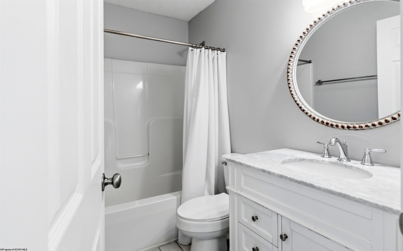 403 Oakmont Court, Maidsville, West Virginia 26541, 4 Bedrooms Bedrooms, 7 Rooms Rooms,3 BathroomsBathrooms,Single Family Detached,For Sale,Oakmont,10164000 403 Oakmont Court, Maidsville, West Virginia 26541, 4 Bedrooms Bedrooms, 7 Rooms Rooms,3 BathroomsBathrooms,Single Family Detached,For Sale,Oakmont,10164000