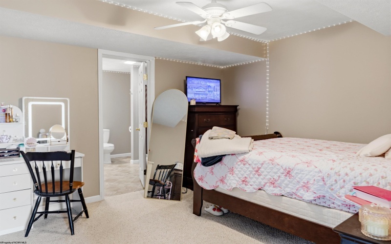 403 Oakmont Court, Maidsville, West Virginia 26541, 4 Bedrooms Bedrooms, 7 Rooms Rooms,3 BathroomsBathrooms,Single Family Detached,For Sale,Oakmont,10164000 403 Oakmont Court, Maidsville, West Virginia 26541, 4 Bedrooms Bedrooms, 7 Rooms Rooms,3 BathroomsBathrooms,Single Family Detached,For Sale,Oakmont,10164000