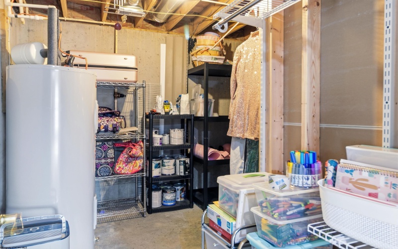 403 Oakmont Court, Maidsville, West Virginia 26541, 4 Bedrooms Bedrooms, 7 Rooms Rooms,3 BathroomsBathrooms,Single Family Detached,For Sale,Oakmont,10164000 403 Oakmont Court, Maidsville, West Virginia 26541, 4 Bedrooms Bedrooms, 7 Rooms Rooms,3 BathroomsBathrooms,Single Family Detached,For Sale,Oakmont,10164000