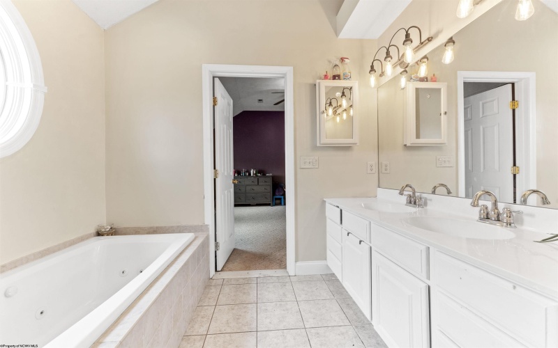 512 Meteor Drive, Morgantown, West Virginia 26508, 4 Bedrooms Bedrooms, 9 Rooms Rooms,3 BathroomsBathrooms,Single Family Detached,For Sale,Meteor,10163997 512 Meteor Drive, Morgantown, West Virginia 26508, 4 Bedrooms Bedrooms, 9 Rooms Rooms,3 BathroomsBathrooms,Single Family Detached,For Sale,Meteor,10163997