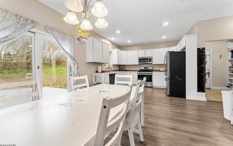 512 Meteor Drive, Morgantown, West Virginia 26508, 4 Bedrooms Bedrooms, 9 Rooms Rooms,3 BathroomsBathrooms,Single Family Detached,For Sale,Meteor,10163997 512 Meteor Drive, Morgantown, West Virginia 26508, 4 Bedrooms Bedrooms, 9 Rooms Rooms,3 BathroomsBathrooms,Single Family Detached,For Sale,Meteor,10163997