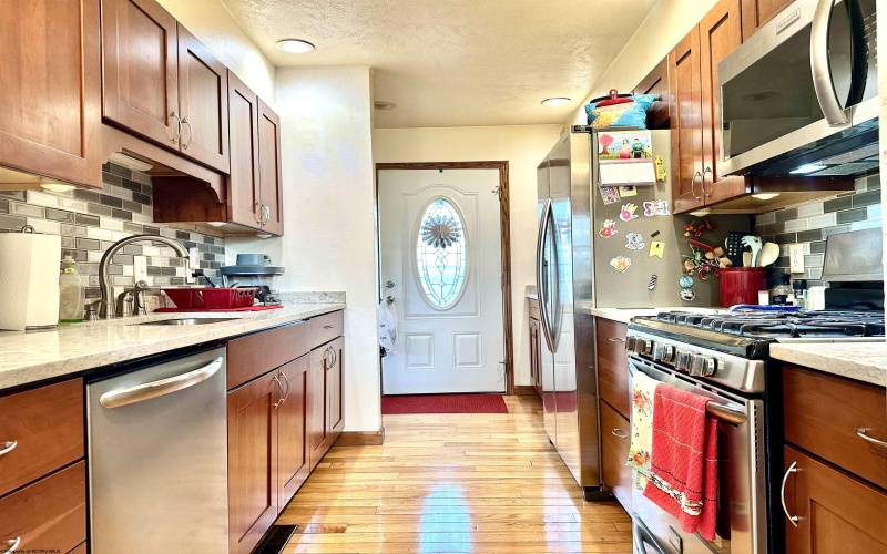 36 Private Lane, West Milford, West Virginia 26451, 3 Bedrooms Bedrooms, 7 Rooms Rooms,2 BathroomsBathrooms,Single Family Detached,For Sale,Private,10163996