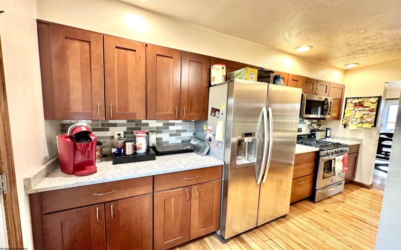 36 Private Lane, West Milford, West Virginia 26451, 3 Bedrooms Bedrooms, 7 Rooms Rooms,2 BathroomsBathrooms,Single Family Detached,For Sale,Private,10163996