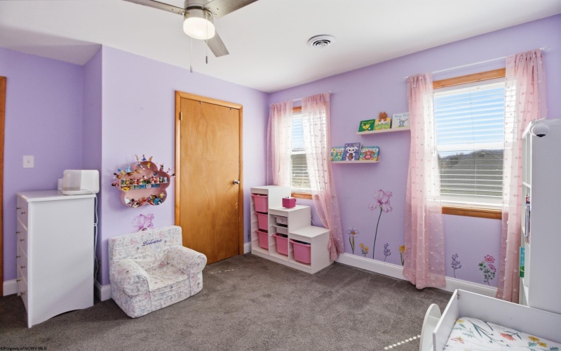 239 Virginia Avenue, Bridgeport, West Virginia 26330, 3 Bedrooms Bedrooms, 9 Rooms Rooms,2 BathroomsBathrooms,Single Family Detached,For Sale,Virginia,10164014