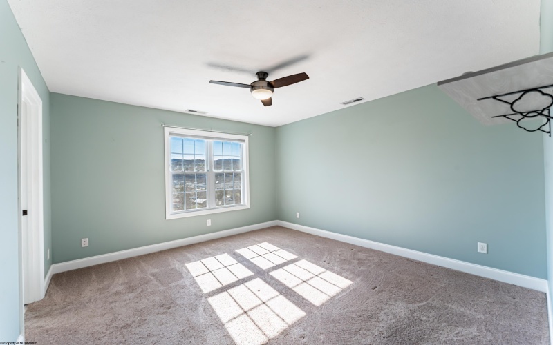 217 Piave Lane, Morgantown, West Virginia 26508, 3 Bedrooms Bedrooms, 7 Rooms Rooms,2 BathroomsBathrooms,Single Family Detached,For Sale,Piave,10164005