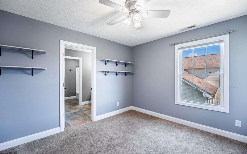 217 Piave Lane, Morgantown, West Virginia 26508, 3 Bedrooms Bedrooms, 7 Rooms Rooms,2 BathroomsBathrooms,Single Family Detached,For Sale,Piave,10164005