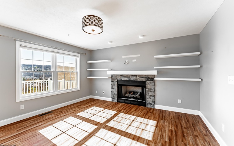 217 Piave Lane, Morgantown, West Virginia 26508, 3 Bedrooms Bedrooms, 7 Rooms Rooms,2 BathroomsBathrooms,Single Family Detached,For Sale,Piave,10164005