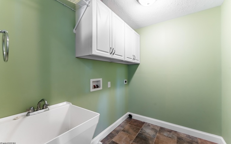 217 Piave Lane, Morgantown, West Virginia 26508, 3 Bedrooms Bedrooms, 7 Rooms Rooms,2 BathroomsBathrooms,Single Family Detached,For Sale,Piave,10164005