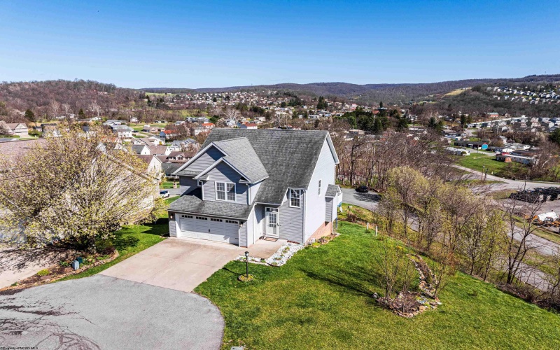 217 Piave Lane, Morgantown, West Virginia 26508, 3 Bedrooms Bedrooms, 7 Rooms Rooms,2 BathroomsBathrooms,Single Family Detached,For Sale,Piave,10164005