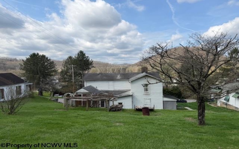 333 Walnut Street, Philippi, West Virginia 26416, 4 Bedrooms Bedrooms, 7 Rooms Rooms,2 BathroomsBathrooms,Single Family Detached,For Sale,Walnut,10164017