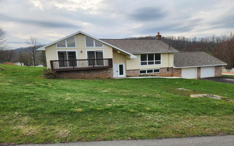 94 Greenhill Lane, Mount Clare, West Virginia 26408, 4 Bedrooms Bedrooms, 11 Rooms Rooms,2 BathroomsBathrooms,Single Family Detached,For Sale,Greenhill,10164013 94 Greenhill Lane, Mount Clare, West Virginia 26408, 4 Bedrooms Bedrooms, 11 Rooms Rooms,2 BathroomsBathrooms,Single Family Detached,For Sale,Greenhill,10164013