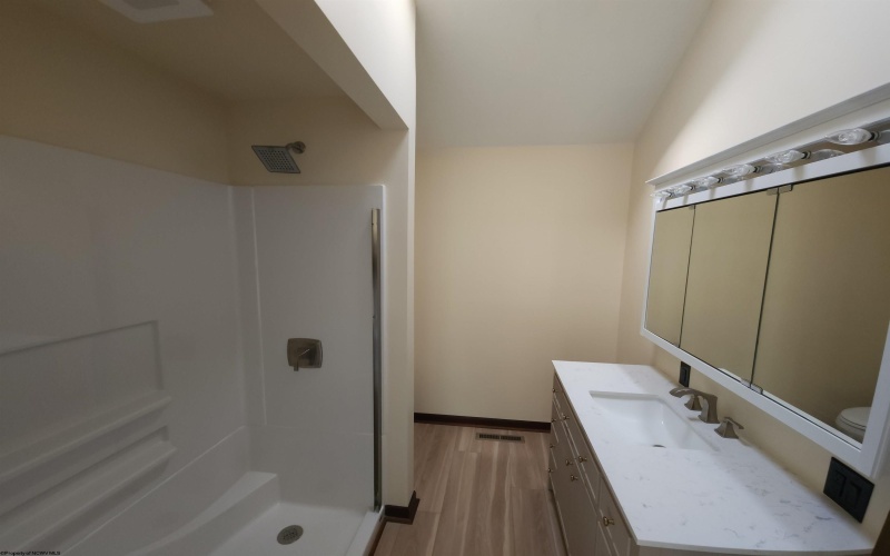 94 Greenhill Lane, Mount Clare, West Virginia 26408, 4 Bedrooms Bedrooms, 11 Rooms Rooms,2 BathroomsBathrooms,Single Family Detached,For Sale,Greenhill,10164013