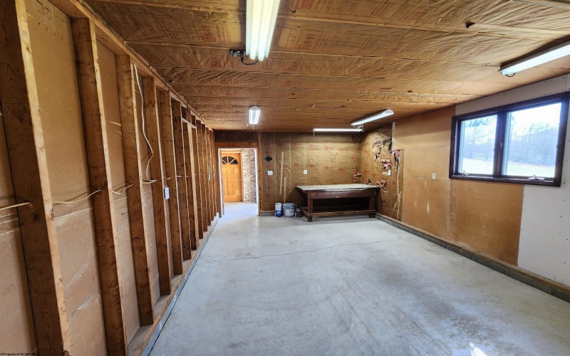 94 Greenhill Lane, Mount Clare, West Virginia 26408, 4 Bedrooms Bedrooms, 11 Rooms Rooms,2 BathroomsBathrooms,Single Family Detached,For Sale,Greenhill,10164013