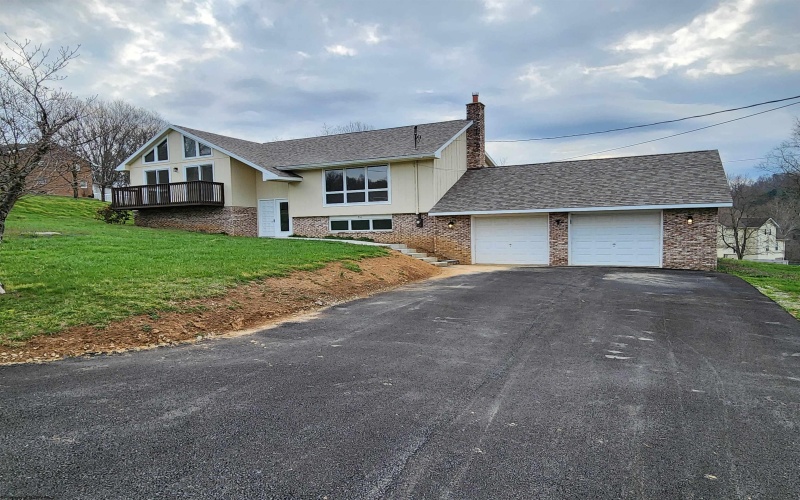 94 Greenhill Lane, Mount Clare, West Virginia 26408, 4 Bedrooms Bedrooms, 11 Rooms Rooms,2 BathroomsBathrooms,Single Family Detached,For Sale,Greenhill,10164013 94 Greenhill Lane, Mount Clare, West Virginia 26408, 4 Bedrooms Bedrooms, 11 Rooms Rooms,2 BathroomsBathrooms,Single Family Detached,For Sale,Greenhill,10164013