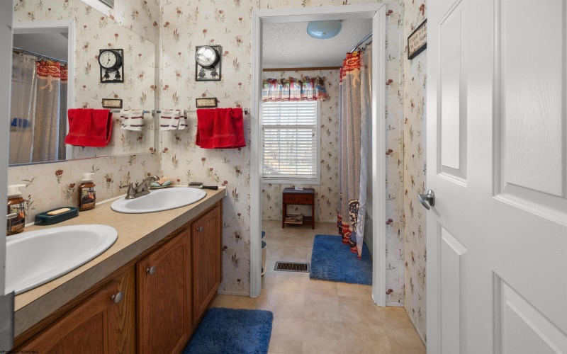 1847 Alexander Road, French Creek, West Virginia 26218, 4 Bedrooms Bedrooms, 9 Rooms Rooms,2 BathroomsBathrooms,Single Family Detached,For Sale,Alexander,10164010 1847 Alexander Road, French Creek, West Virginia 26218, 4 Bedrooms Bedrooms, 9 Rooms Rooms,2 BathroomsBathrooms,Single Family Detached,For Sale,Alexander,10164010