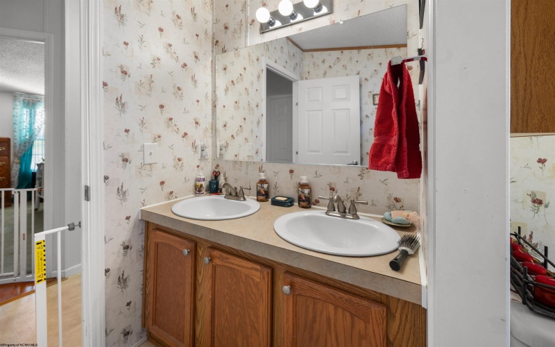 1847 Alexander Road, French Creek, West Virginia 26218, 4 Bedrooms Bedrooms, 9 Rooms Rooms,2 BathroomsBathrooms,Single Family Detached,For Sale,Alexander,10164010 1847 Alexander Road, French Creek, West Virginia 26218, 4 Bedrooms Bedrooms, 9 Rooms Rooms,2 BathroomsBathrooms,Single Family Detached,For Sale,Alexander,10164010