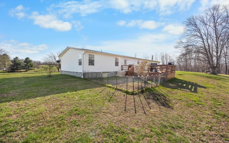 1847 Alexander Road, French Creek, West Virginia 26218, 4 Bedrooms Bedrooms, 9 Rooms Rooms,2 BathroomsBathrooms,Single Family Detached,For Sale,Alexander,10164010 1847 Alexander Road, French Creek, West Virginia 26218, 4 Bedrooms Bedrooms, 9 Rooms Rooms,2 BathroomsBathrooms,Single Family Detached,For Sale,Alexander,10164010