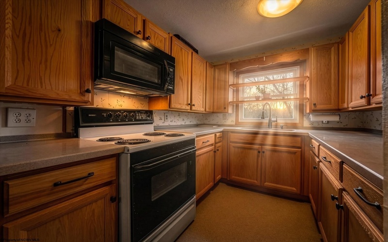 1341 CAIN Street, Morgantown, West Virginia 26505, 3 Bedrooms Bedrooms, 7 Rooms Rooms,1 BathroomBathrooms,Single Family Detached,For Sale,CAIN,10164023