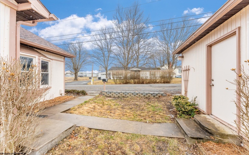 1341 CAIN Street, Morgantown, West Virginia 26505, 3 Bedrooms Bedrooms, 7 Rooms Rooms,1 BathroomBathrooms,Single Family Detached,For Sale,CAIN,10164023