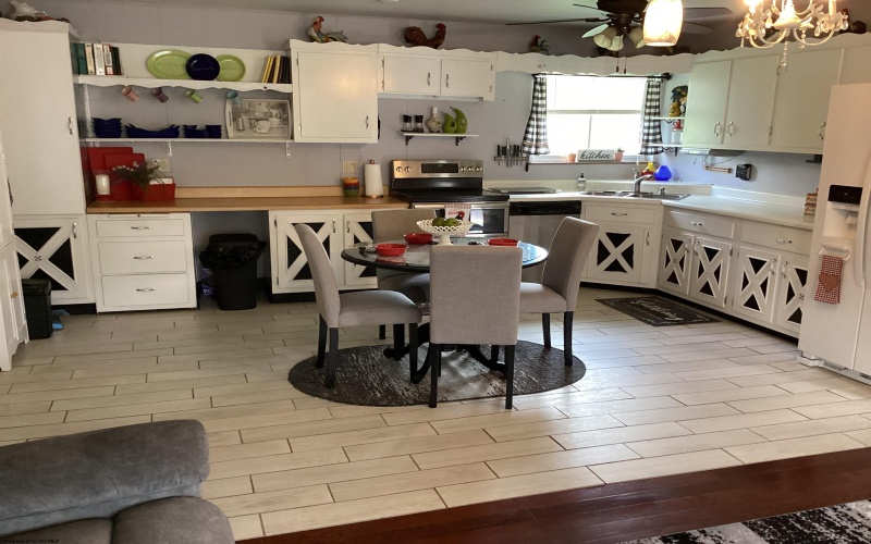 1133 Village Way, Fairmont, West Virginia 26554, 3 Bedrooms Bedrooms, 7 Rooms Rooms,2 BathroomsBathrooms,Single Family Detached,For Sale,Village,10164022