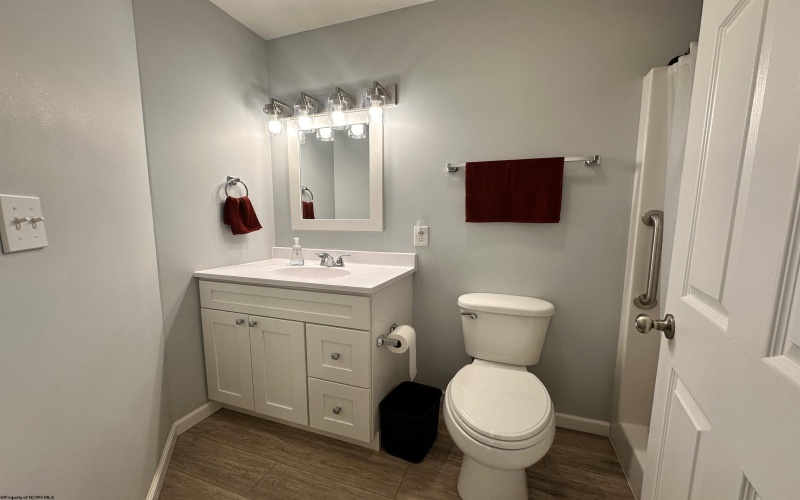 139 Montgomery Road, Weston, West Virginia 26452, 3 Bedrooms Bedrooms, 6 Rooms Rooms,2 BathroomsBathrooms,Single Family Detached,For Sale,Montgomery,10164021