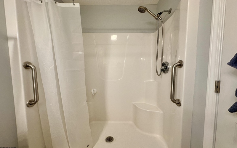 139 Montgomery Road, Weston, West Virginia 26452, 3 Bedrooms Bedrooms, 6 Rooms Rooms,2 BathroomsBathrooms,Single Family Detached,For Sale,Montgomery,10164021