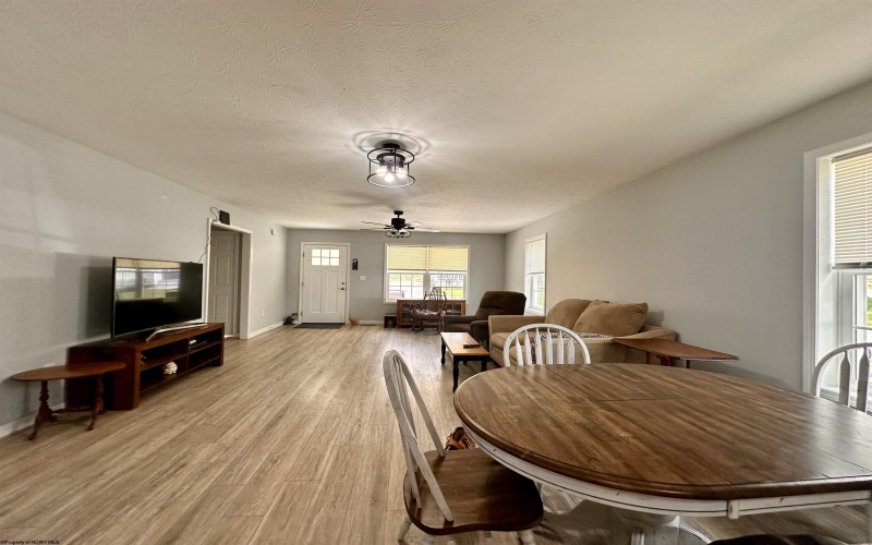 139 Montgomery Road, Weston, West Virginia 26452, 3 Bedrooms Bedrooms, 6 Rooms Rooms,2 BathroomsBathrooms,Single Family Detached,For Sale,Montgomery,10164021