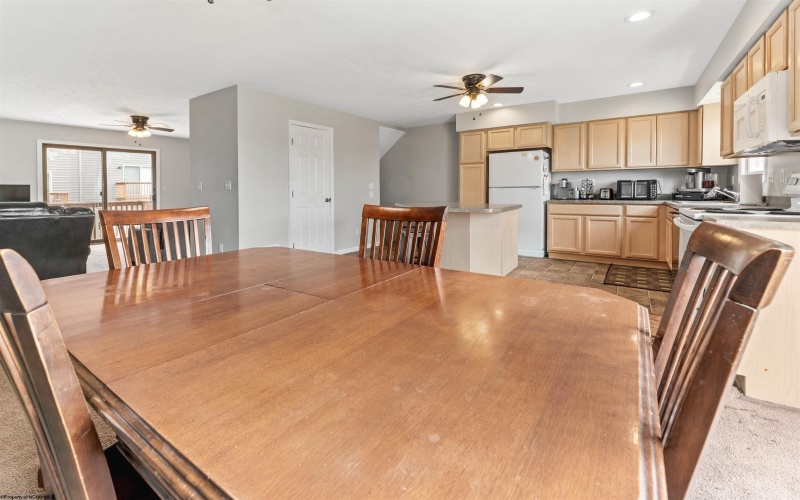 9 Sunridge Drive, Morgantown, West Virginia 26505, 4 Bedrooms Bedrooms, 9 Rooms Rooms,3 BathroomsBathrooms,Single Family Attached,For Sale,Sunridge,10164025