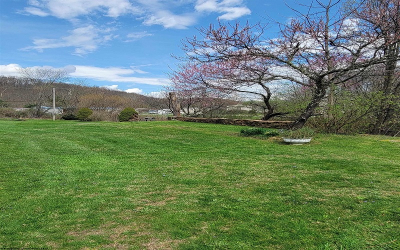 42 Gate Lane, Elkins, West Virginia 26241, 3 Bedrooms Bedrooms, 9 Rooms Rooms,2 BathroomsBathrooms,Single Family Detached,For Sale,Gate,10164042