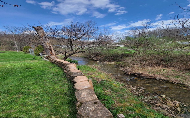 42 Gate Lane, Elkins, West Virginia 26241, 3 Bedrooms Bedrooms, 9 Rooms Rooms,2 BathroomsBathrooms,Single Family Detached,For Sale,Gate,10164042