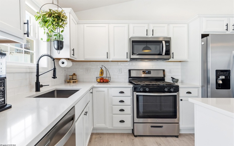 303 Wyatts Way, Morgantown, West Virginia 26508, 3 Bedrooms Bedrooms, 6 Rooms Rooms,2 BathroomsBathrooms,Single Family Detached,For Sale,Wyatts,10164028