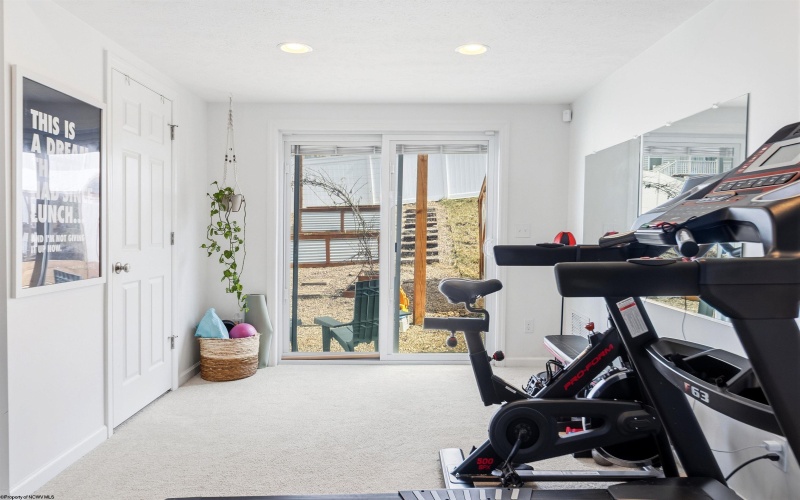 303 Wyatts Way, Morgantown, West Virginia 26508, 3 Bedrooms Bedrooms, 6 Rooms Rooms,2 BathroomsBathrooms,Single Family Detached,For Sale,Wyatts,10164028