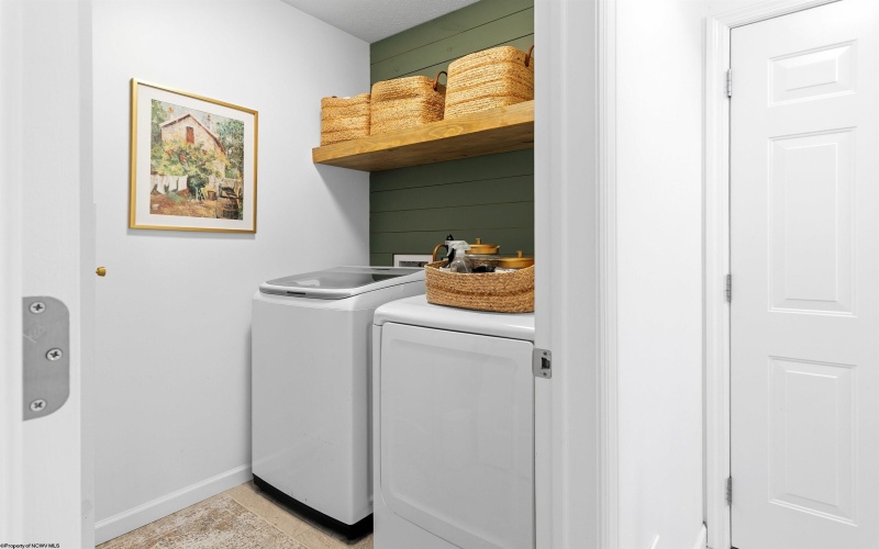 303 Wyatts Way, Morgantown, West Virginia 26508, 3 Bedrooms Bedrooms, 6 Rooms Rooms,2 BathroomsBathrooms,Single Family Detached,For Sale,Wyatts,10164028