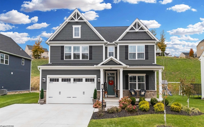 211 Norwood Court, Morgantown, West Virginia 26508, 5 Bedrooms Bedrooms, 10 Rooms Rooms,4 BathroomsBathrooms,Single Family Detached,For Sale,Norwood,10164026