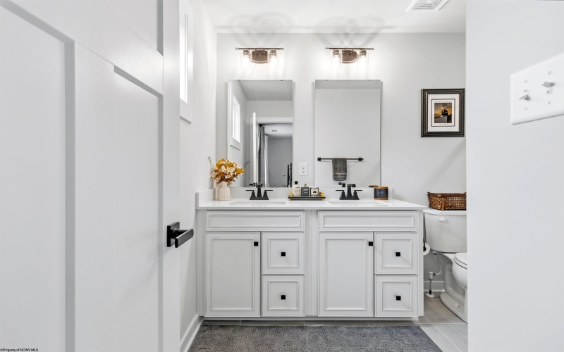 211 Norwood Court, Morgantown, West Virginia 26508, 5 Bedrooms Bedrooms, 10 Rooms Rooms,4 BathroomsBathrooms,Single Family Detached,For Sale,Norwood,10164026