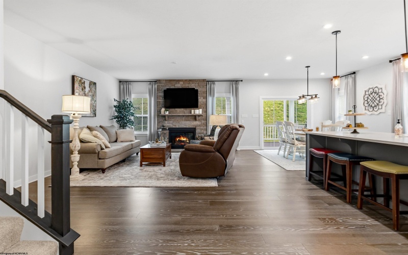 211 Norwood Court, Morgantown, West Virginia 26508, 5 Bedrooms Bedrooms, 10 Rooms Rooms,4 BathroomsBathrooms,Single Family Detached,For Sale,Norwood,10164026