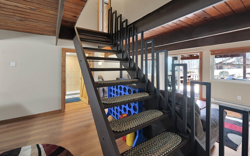 158 Anemone Lane, Terra Alta, West Virginia 26764, 3 Bedrooms Bedrooms, 7 Rooms Rooms,2 BathroomsBathrooms,Single Family Detached,For Sale,Anemone,10164039