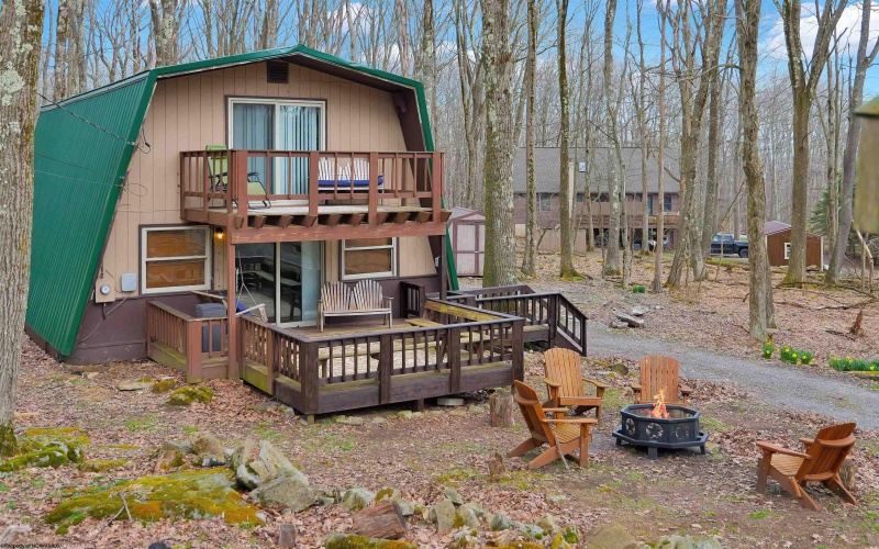 158 Anemone Lane, Terra Alta, West Virginia 26764, 3 Bedrooms Bedrooms, 7 Rooms Rooms,2 BathroomsBathrooms,Single Family Detached,For Sale,Anemone,10164039