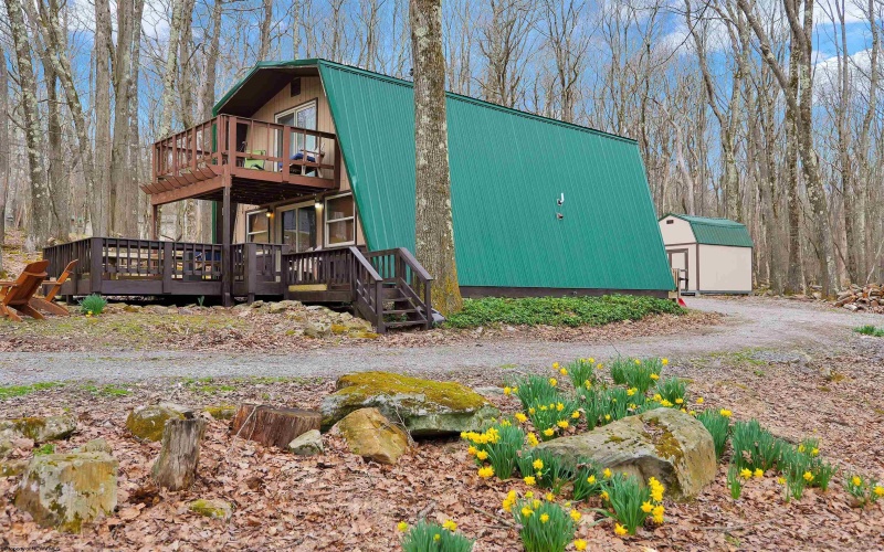 158 Anemone Lane, Terra Alta, West Virginia 26764, 3 Bedrooms Bedrooms, 7 Rooms Rooms,2 BathroomsBathrooms,Single Family Detached,For Sale,Anemone,10164039