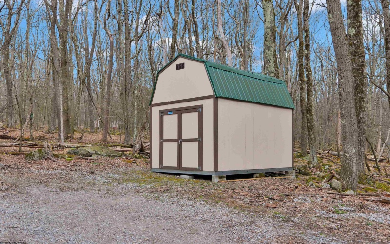 158 Anemone Lane, Terra Alta, West Virginia 26764, 3 Bedrooms Bedrooms, 7 Rooms Rooms,2 BathroomsBathrooms,Single Family Detached,For Sale,Anemone,10164039