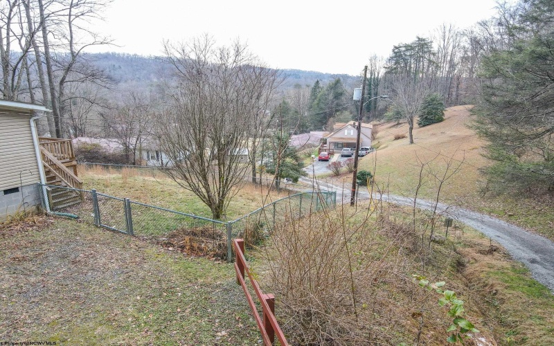 25 Second Avenue, Ansted, West Virginia 25812, 3 Bedrooms Bedrooms, 5 Rooms Rooms,2 BathroomsBathrooms,Single Family Detached,For Sale,Second,10162914