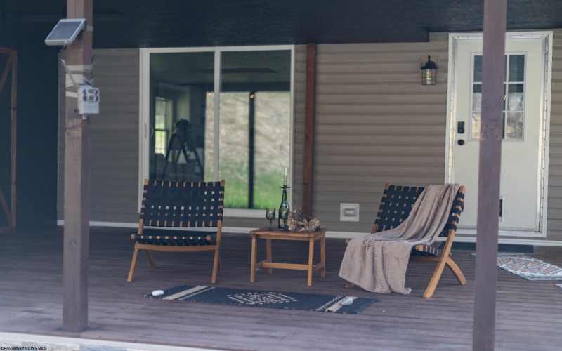 78 HANNAH Road, Clarksburg, West Virginia 26301, 3 Bedrooms Bedrooms, 8 Rooms Rooms,2 BathroomsBathrooms,Single Family Detached,For Sale,HANNAH,10164030