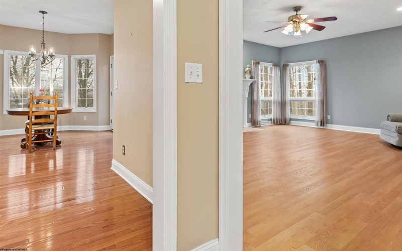 1229 Kings Road, Morgantown, West Virginia 26508, 5 Bedrooms Bedrooms, 10 Rooms Rooms,3 BathroomsBathrooms,Single Family Detached,For Sale,Kings,10164038