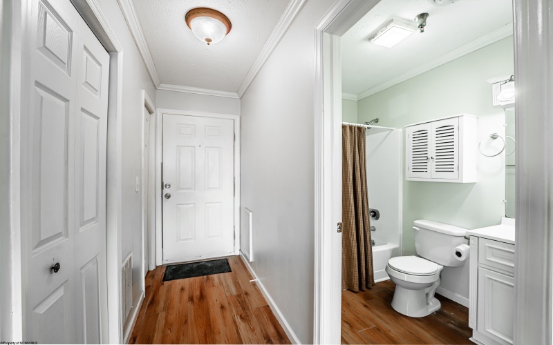 500 Stewart Lane, Morgantown, West Virginia 26505, 2 Bedrooms Bedrooms, 6 Rooms Rooms,2 BathroomsBathrooms,Single Family Attached,For Sale,Stewart,10164059