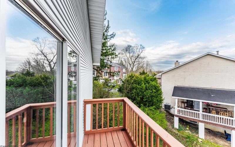 500 Stewart Lane, Morgantown, West Virginia 26505, 2 Bedrooms Bedrooms, 6 Rooms Rooms,2 BathroomsBathrooms,Single Family Attached,For Sale,Stewart,10164059