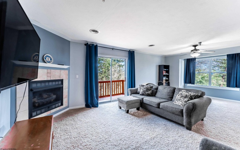 500 Stewart Lane, Morgantown, West Virginia 26505, 2 Bedrooms Bedrooms, 6 Rooms Rooms,2 BathroomsBathrooms,Single Family Attached,For Sale,Stewart,10164059