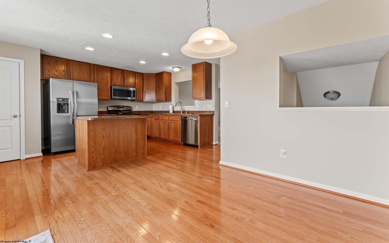 209 Birds Eye View Drive, Morgantown, West Virginia 26501, 3 Bedrooms Bedrooms, 7 Rooms Rooms,2 BathroomsBathrooms,Single Family Attached,For Sale,Birds Eye View,10164060