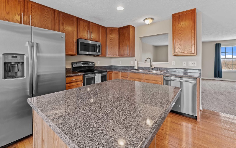 209 Birds Eye View Drive, Morgantown, West Virginia 26501, 3 Bedrooms Bedrooms, 7 Rooms Rooms,2 BathroomsBathrooms,Single Family Attached,For Sale,Birds Eye View,10164060