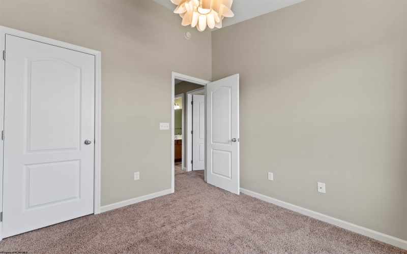 209 Birds Eye View Drive, Morgantown, West Virginia 26501, 3 Bedrooms Bedrooms, 7 Rooms Rooms,2 BathroomsBathrooms,Single Family Attached,For Sale,Birds Eye View,10164060